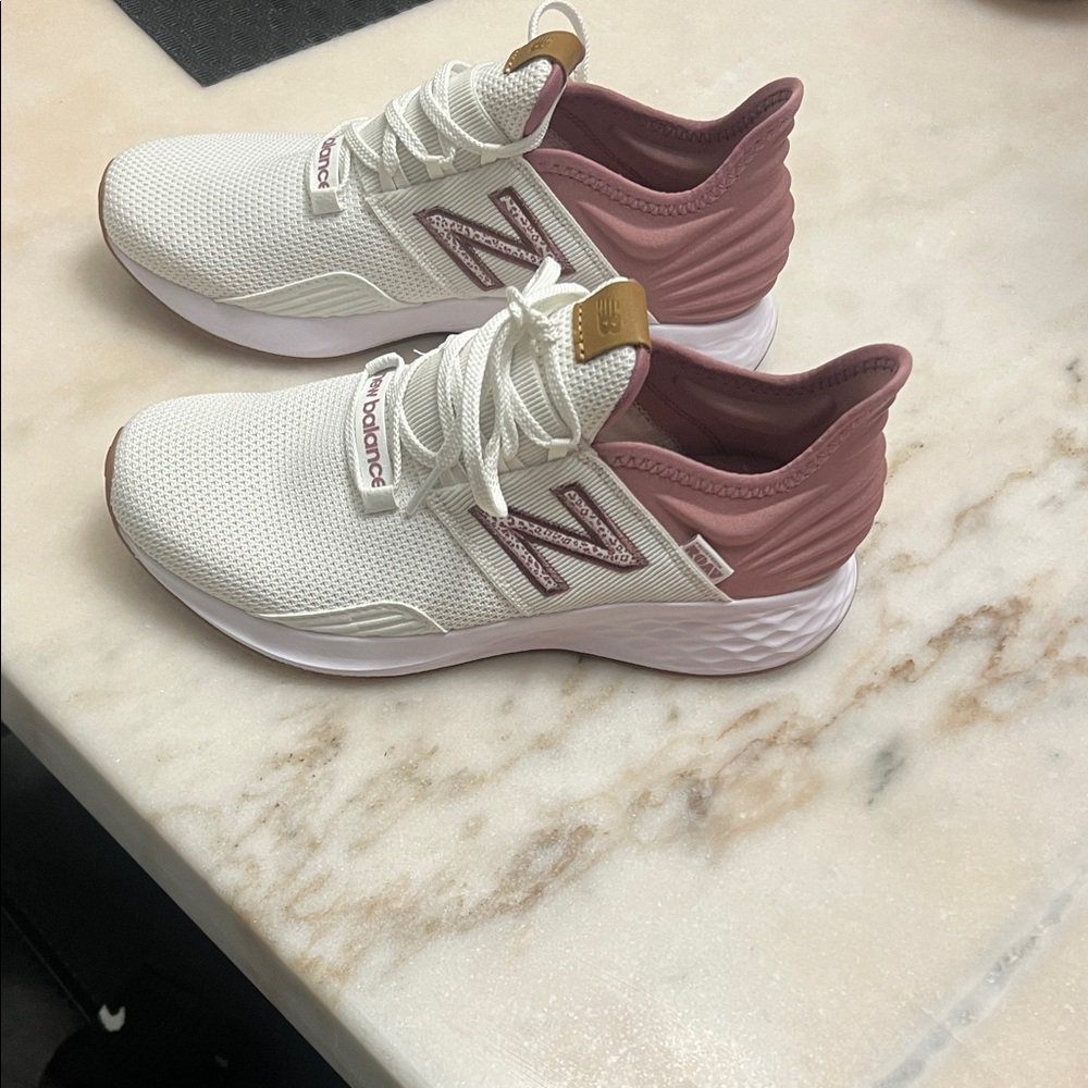 New Balance Women's White and Rose Sneakers - Picture 2 of 3